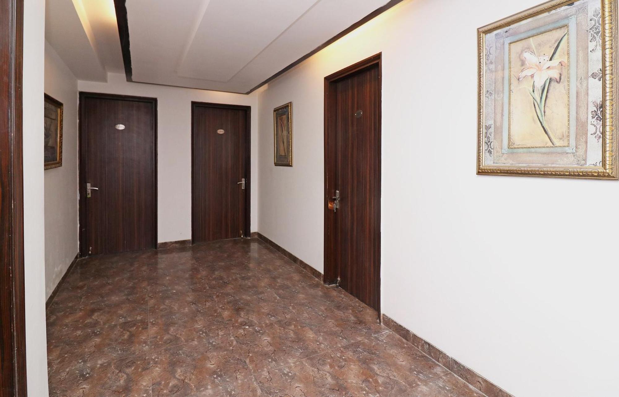 Wonderland Inn Near Aravali Biodiversity Park Gurgaon Exterior photo